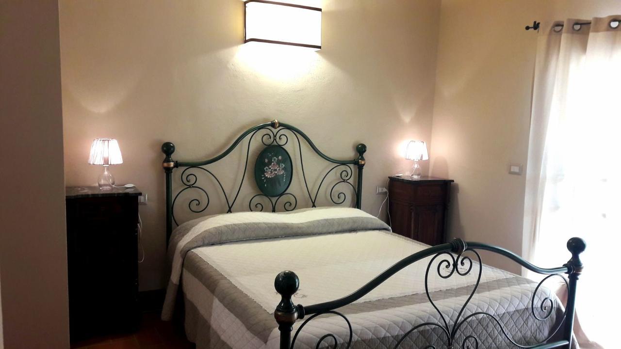 La Tenuta Di Castelvecchio サン・ジミニャーノ エクステリア 写真